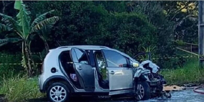 Jovem que morreu após colisão frontal entre veículos será sepultado neste domingo em Schroeder Jovem que morreu após colisão frontal entre veículos será sepultado neste domingo em Schroeder