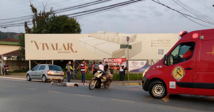 Colisão entre carro e bicicleta mobiliza Bombeiros Voluntário e a Polícia Militar