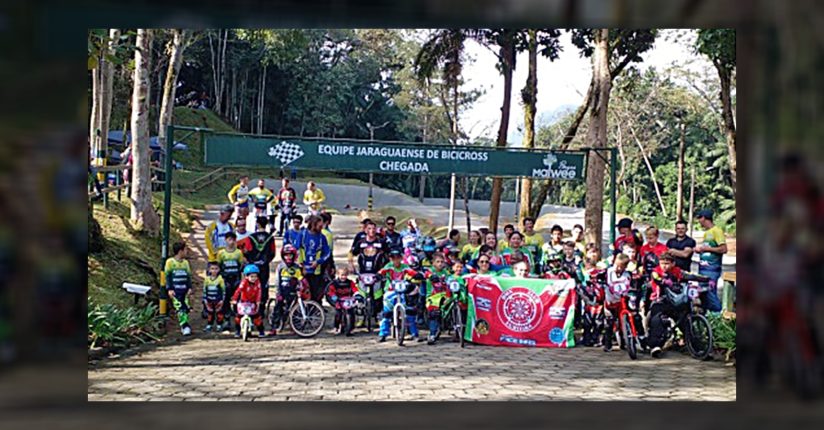 Equipe jaraguaense conquista 24 troféus na segunda etapa do Campeonato Catarinense de Bicicross