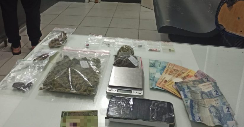 Homem é preso após confessar ter comprado droga para uso e venda em Jaraguá