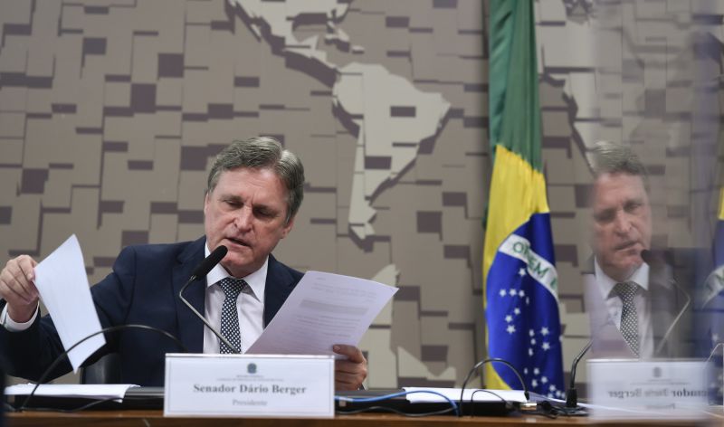 Dário Berguer concorrerá ao Senado e apoiará Décio