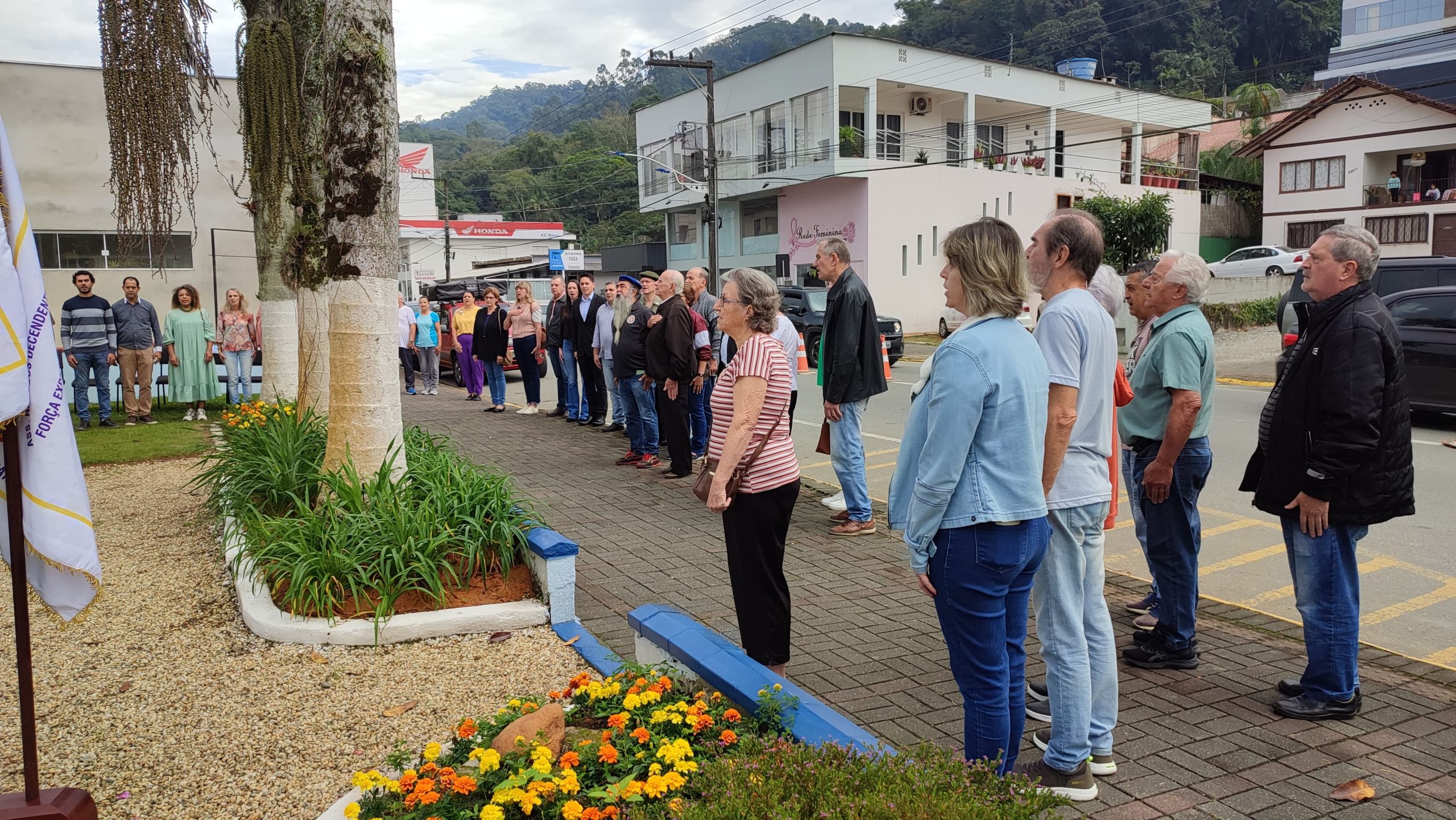 Ato cívico lembra o desembarque dos pracinhas em Nápoles, Itália