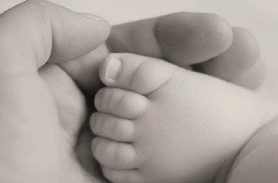 Bebê de 2 meses morre de Covid-19 em Canoinhas