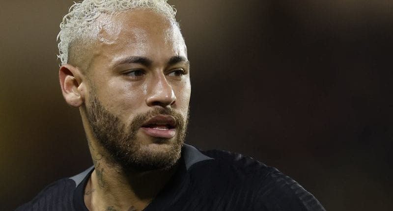 Neymar vai a julgamento na Espanha por fraude em contrato com Barça Neymar vai a julgamento na Espanha por fraude em contrato com Barça