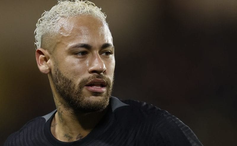 Tribunal espanhol absolve Neymar de acusações de fraude e corrupção