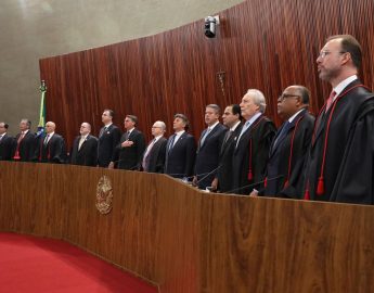 [VÍDEO] Ministro Alexandre de Moraes toma posse como presidente do TSE