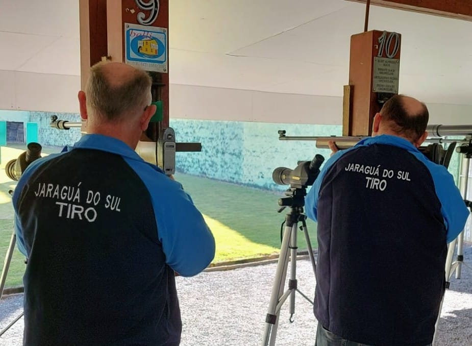 Equipe de tiro esportivo conquista vice-campeonato na sétima etapa do Estadual de Carabina Apoiada