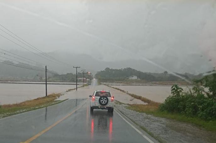 Nível dos principais rios de Jaraguá do Sul ultrapassa os quatro metros