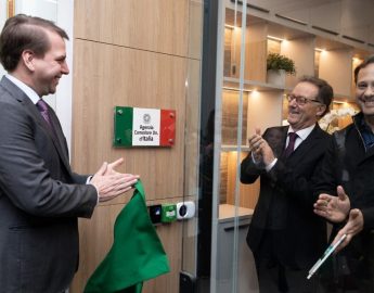 Agência consular da Itália inaugurou nova sede em Joinville