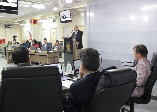 Juiz Criminal trata com vereadoras sobre violência doméstica em Jaraguá do Sul