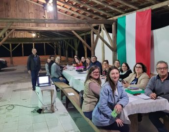 Aulas de italiano reforçam o gemellaggio em Massaranduba