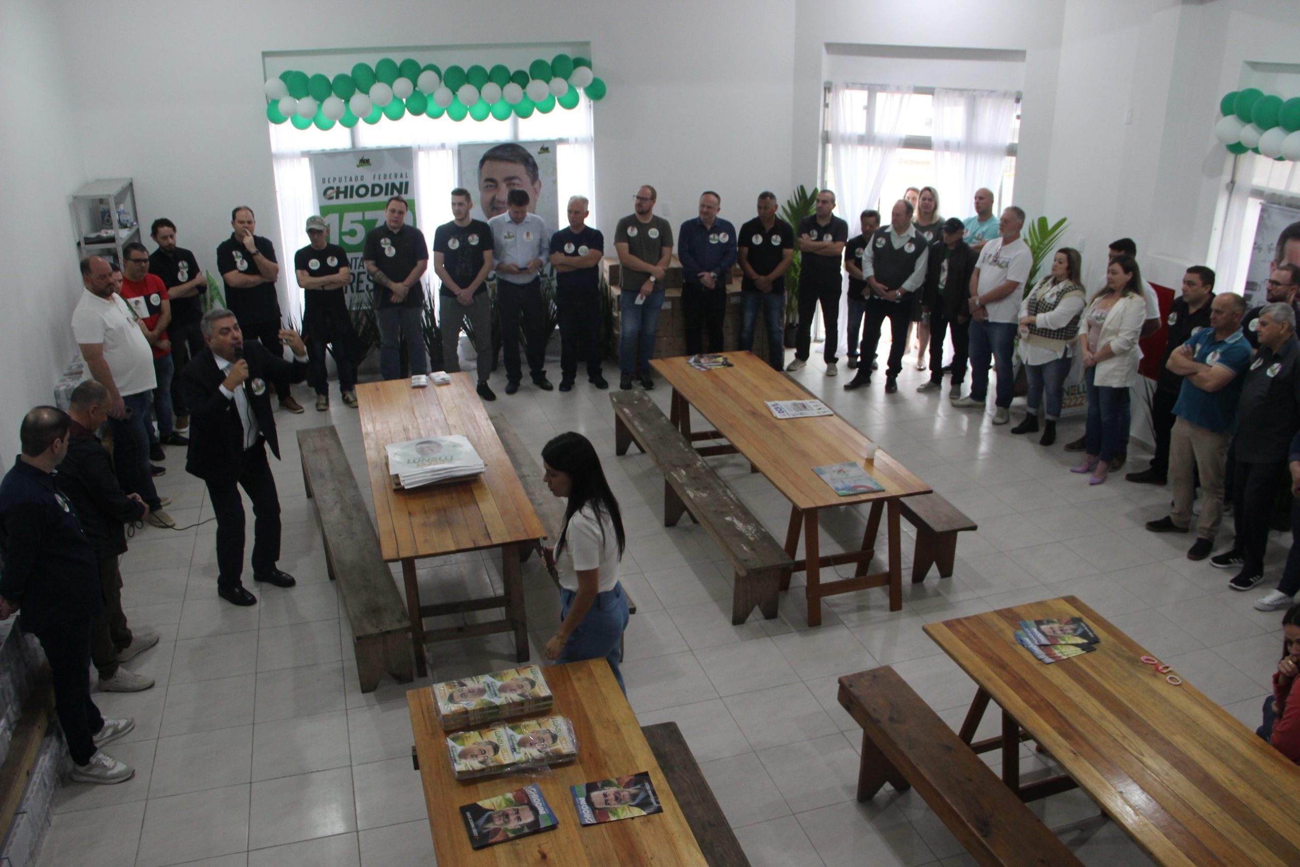Lunelli e Chiodini inauguraram sábado o comitê central de campanha em Jaraguá do Sul