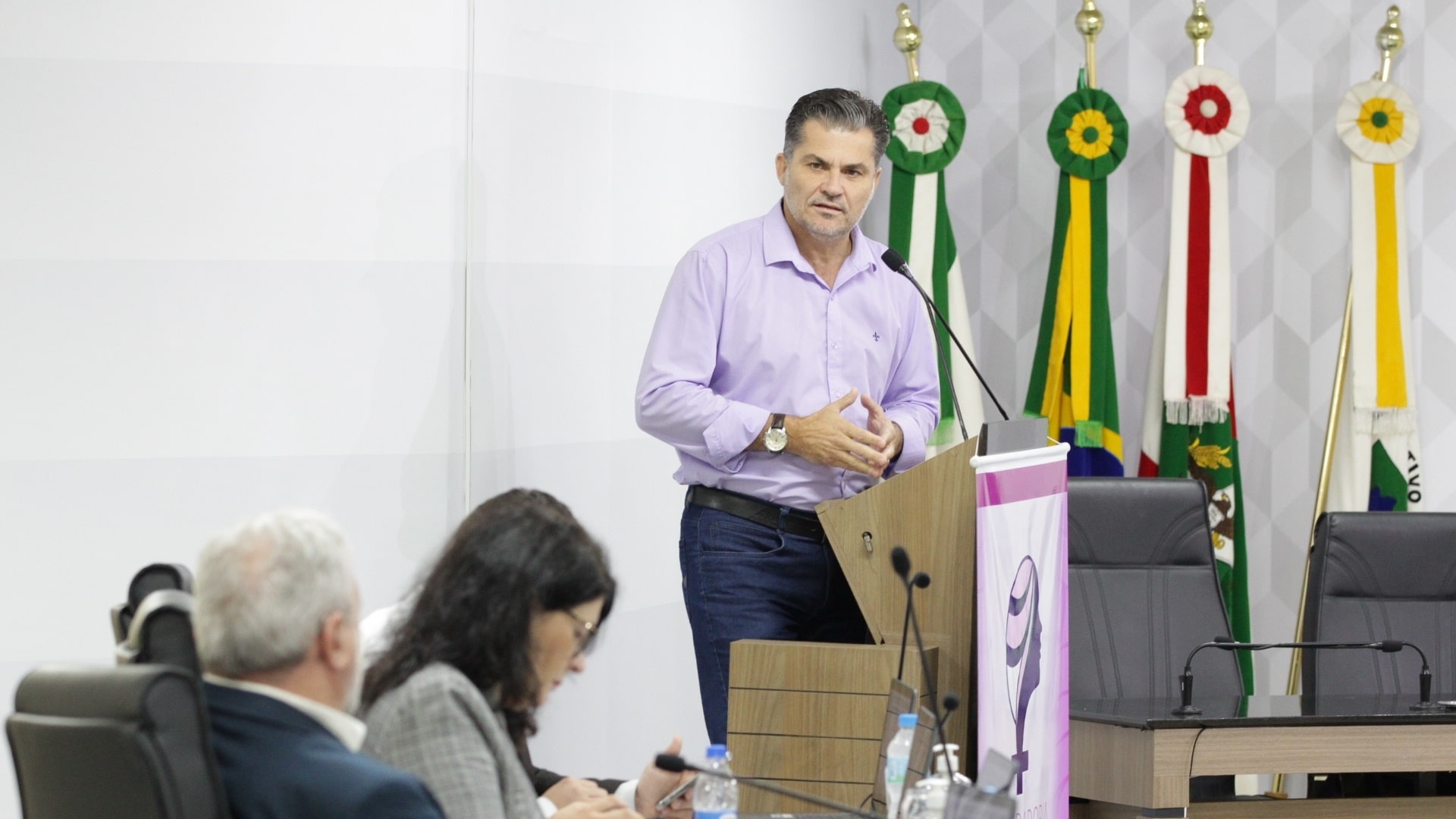 Acidentes com patinetes levanta debate sobre regulamentação do uso em Jaraguá