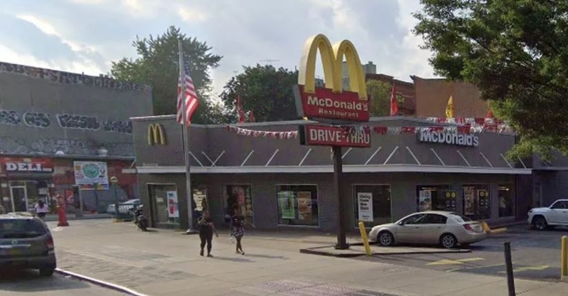 Funcionário do McDonald’s de NY é baleado após cliente reclamar de batata frita fria