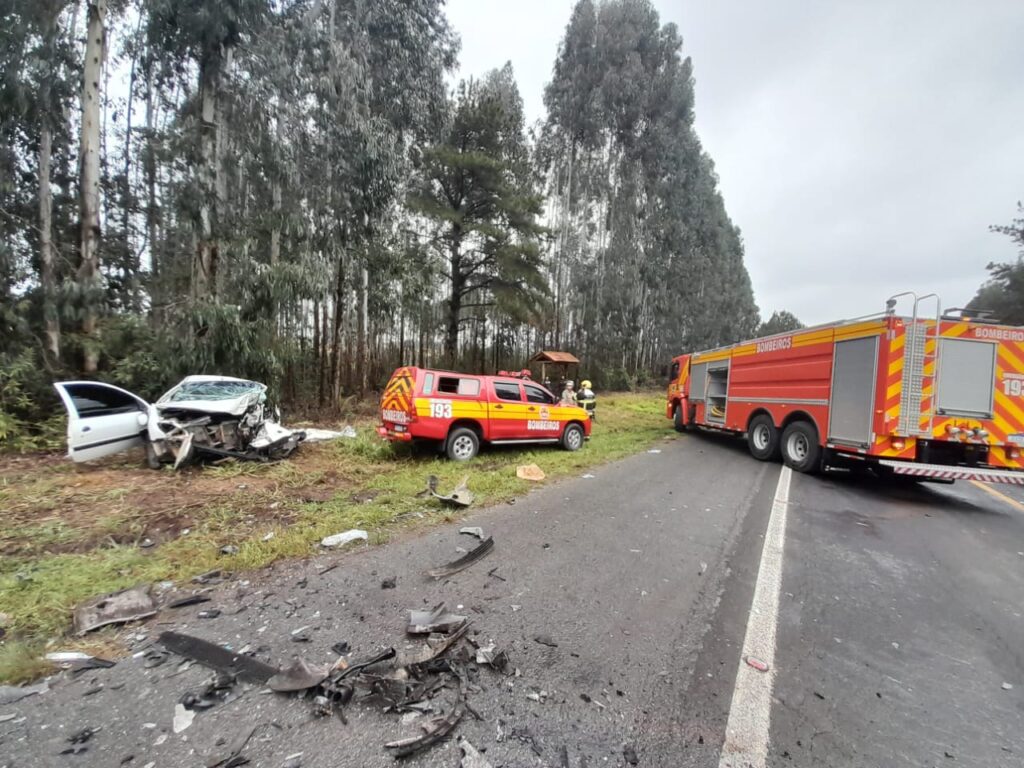 Grave acidente deixa vítima fatal e 9 feridos em Mafra