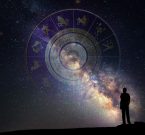 Influência do Eclipse Lunar Total e o Horóscopo de sexta-feira 14 de março de 2025