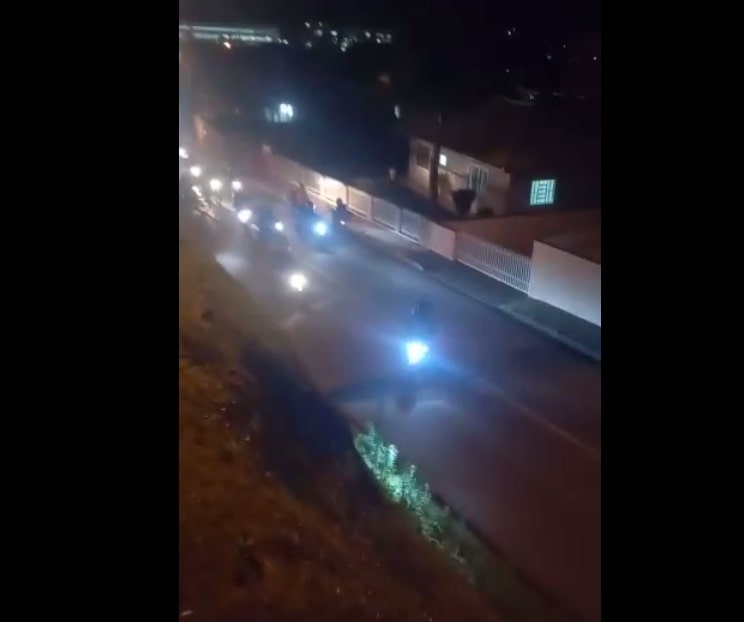 [Vídeo] Operacional PM atende denúncia de ameaça entre cliente e entregador