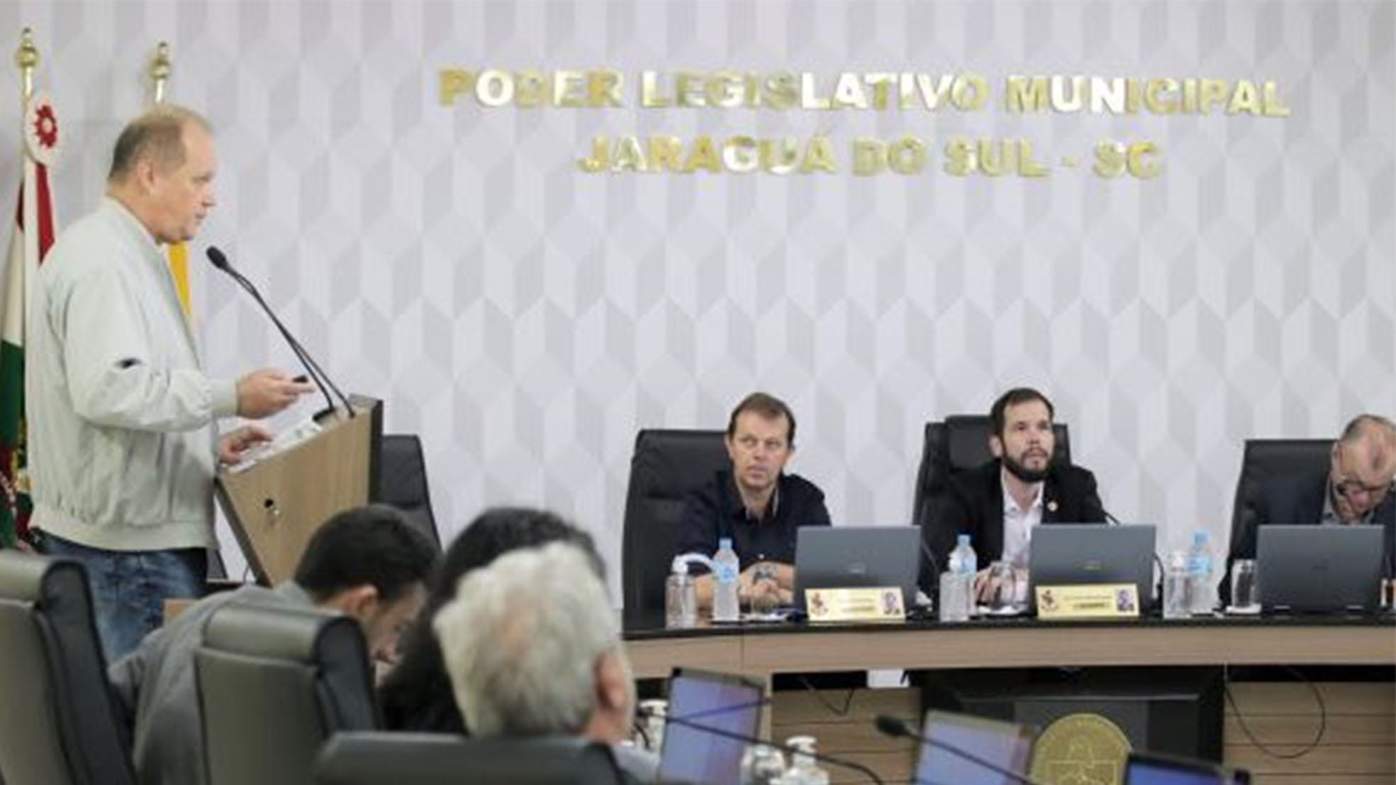 Saúde e Administração farão audiências públicas