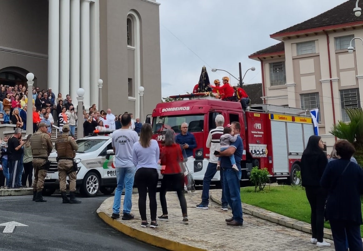 Carreata e celebração lembram o Dia de N. Senhora Aparecida