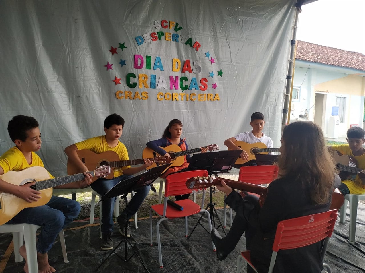 CRAS Corticeira realiza evento voltado às crianças