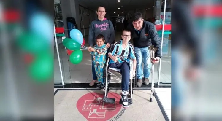 [VÍDEO] – As duas faces da 470 e o emocionante recomeço de Lucas, menino que perdeu a perna em acidente na BR