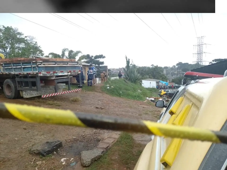 Dupla invade casa e executa a tiros mulher grávida e mais duas pessoas