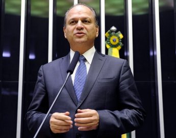 Expectativa de que TSE decida a favor de Bolsonaro é zero, diz líder do governo