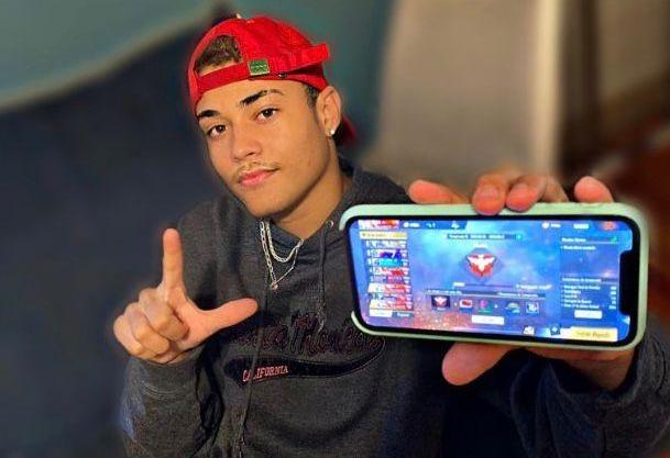 {VÍDEO] LUIZ SHEIKKK : fenômeno do Free Fire anuncia canal no YouTube com prêmios