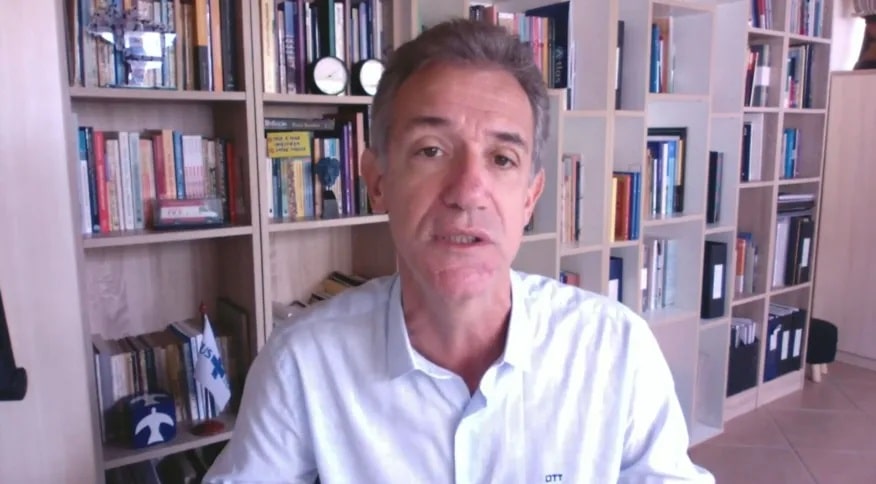 Integrante do GT de Saúde diz que dados sensíveis sobre vacinas, como validade e estoque, “não existem”