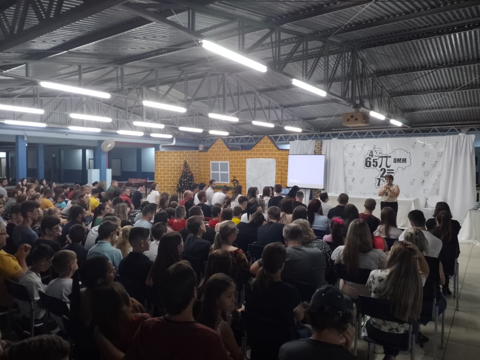 Melhores da Olimpíada de Matemática recebem as premiações