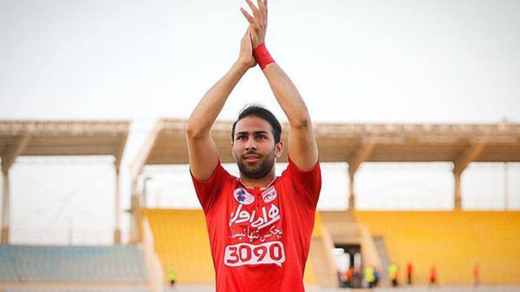 Quem é o jogador do Irã que será enforcado por protestar a favor das mulheres