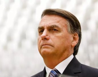 Com 3×1 para tornar Bolsonaro inelegível, TSE suspende sessão; julgamento retorna na sexta