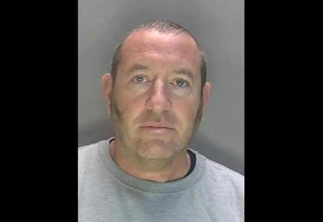 Policial confessa ter cometido 24 estupros ao longo de duas décadas