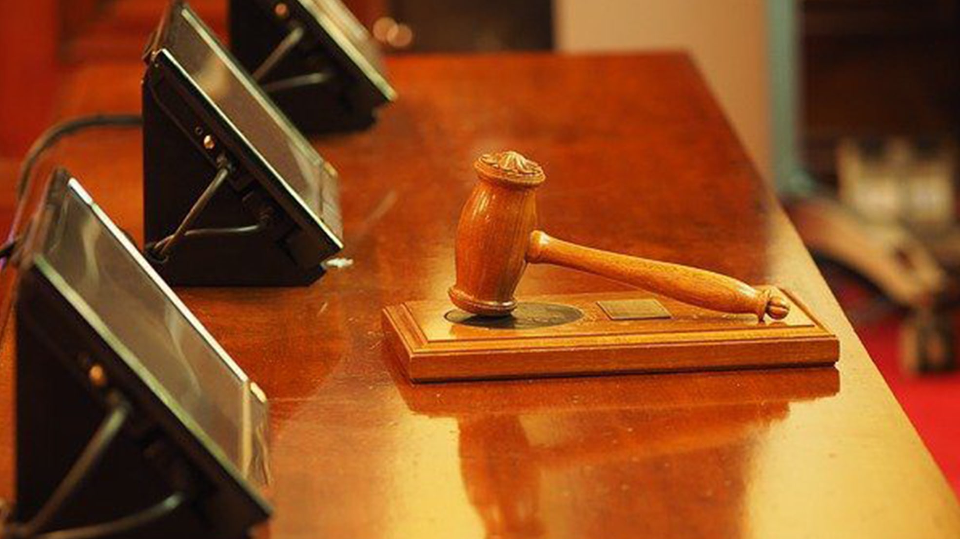 Metade dos juízes brasileiros afirma já ter sofrido ameaça à vida