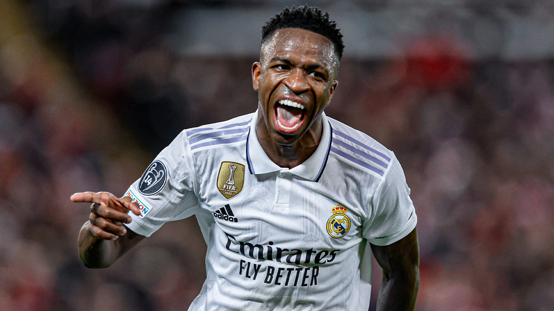 Futebol: Real Madrid goleia o Liverpool e abre vantagem nas oitavas da Champions