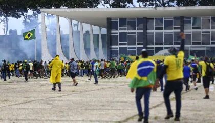 Moraes solta 102 pessoas presas pelas manifestações de oito de janeiro