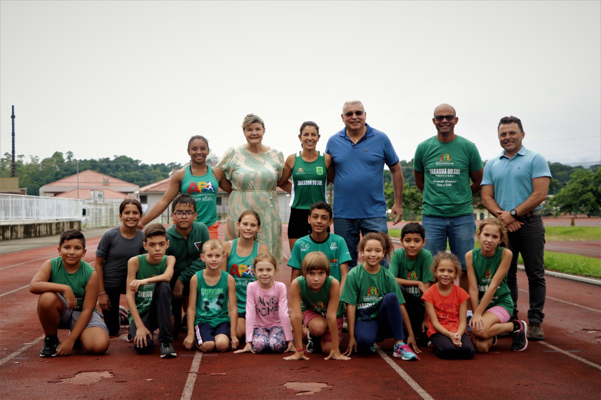 Atletismo: Simone Ponte Ferraz parte para treinamento em altitude