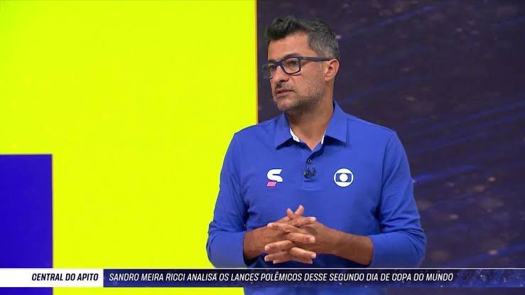 Globo acaba com a central do apito