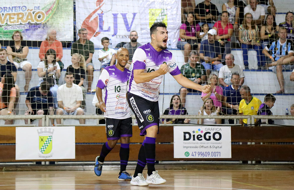 I9 vence o Cruzeiro e vai à final do Torneio de Verão de Schroeder