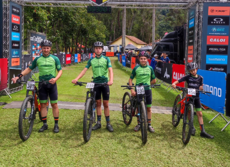 Ciclistas conquistam pódio em competições do RJ e SC