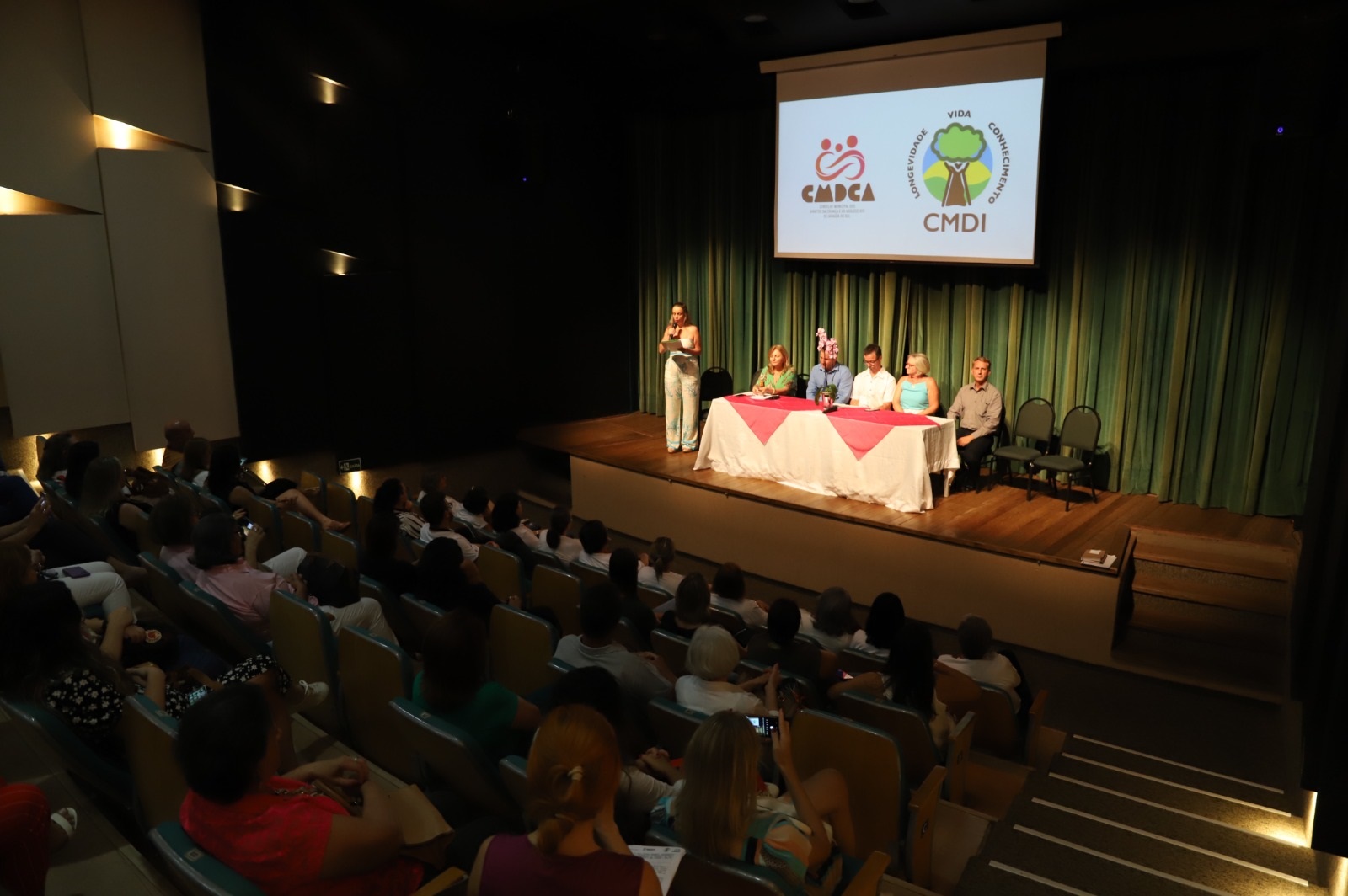 Solenidade marca posse dos conselheiros do CMDCA e do CMDI 