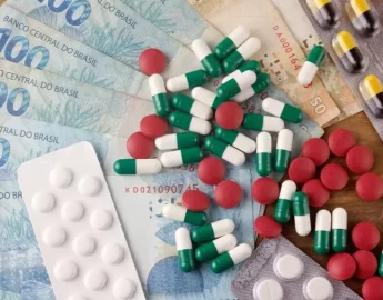 Vendas de grandes redes de farmácias crescem 13% no 1º semestre