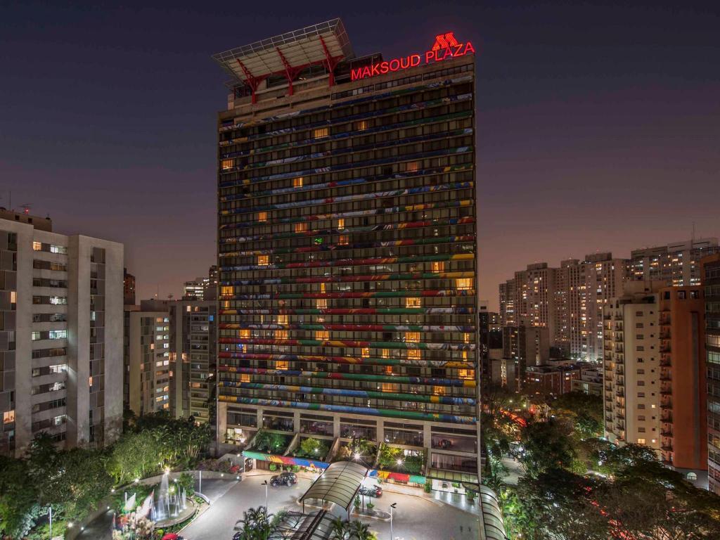 FALSO: Hotel Maksoud Plaza NÃO está vendendo lençóis em oferta