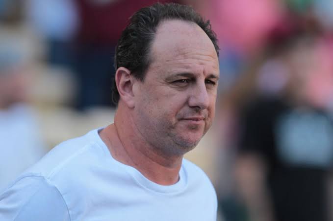 São Paulo goleia Joseense por 11 a 0 em jogo-treino