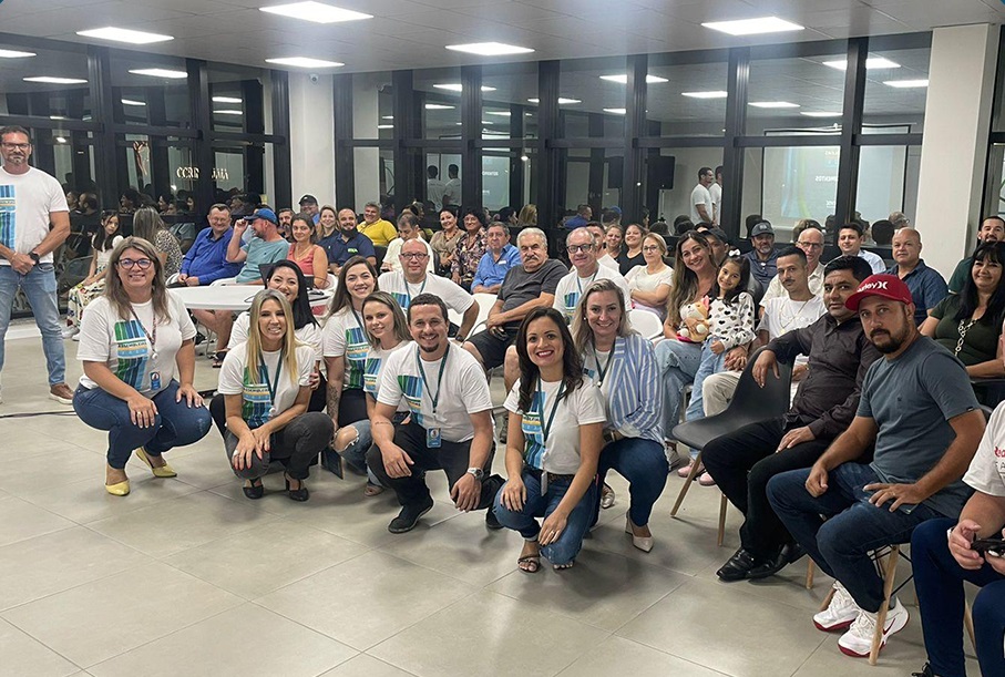 Crevisc fecha ano comemorando resultados e projetando crescimento