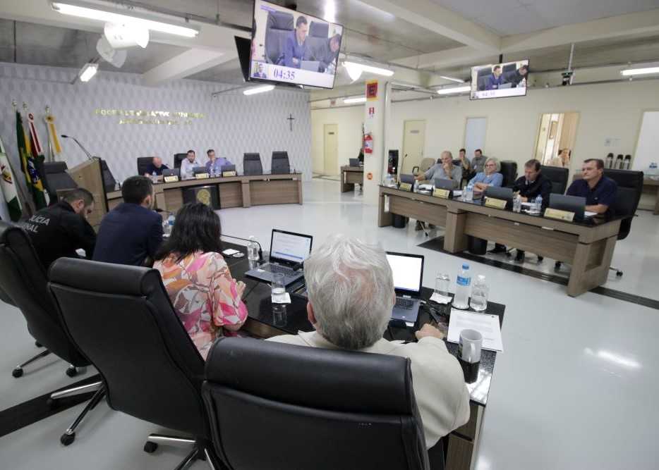 Vereadoras querem atendimento completo à saúde feminina 