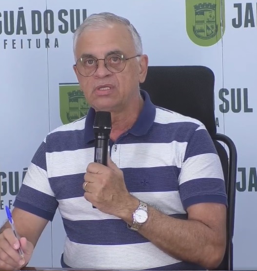 Tragédia de Blumenau faz município adotar contratação de vigilantes