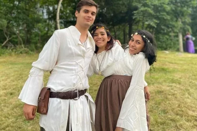 Gêmeas siamesas revelam como fazem para namorar: ‘Existem acordos’