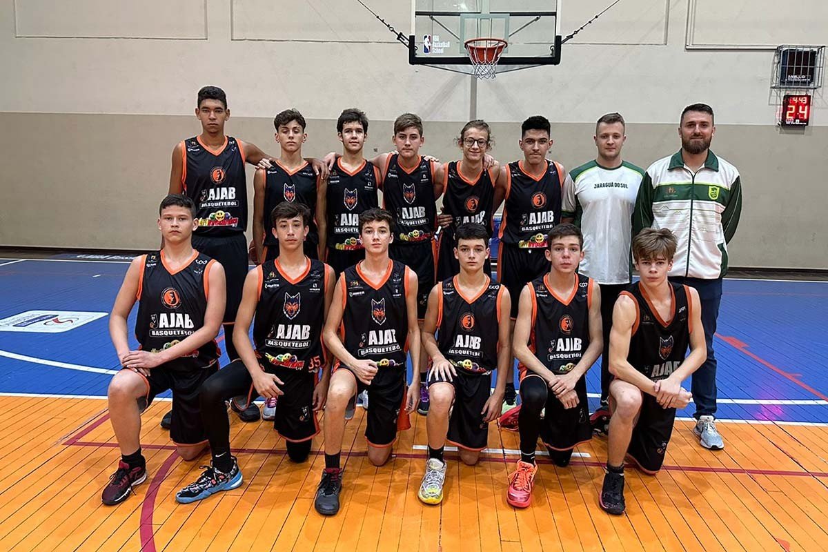 Basquete: Jaraguá assume a liderança no estadual sub-15