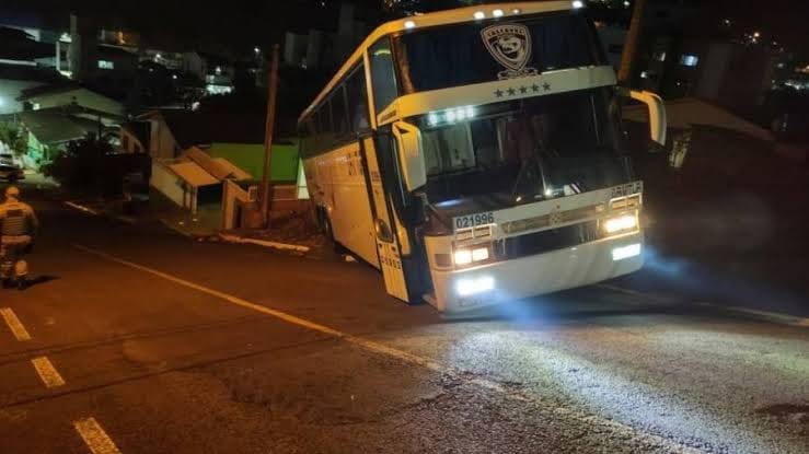 Futsal: Delegação do Cascavel é assaltada durante viagem para São Paulo